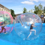 31.5.2015 Kielce. Na Rynku kibice dopingowali zawodników Viva Tauronu Kielce. / Wojciech Habdas / Radio Kielce