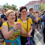 31.5.2015 Kielce. Na Rynku kibice dopingowali zawodników Viva Tauronu Kielce. / Wojciech Habdas / Radio Kielce