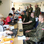 18.5.2015 Kielce. Żołnierze z jednostki na Bukówce honorowo oddawali krew. / Wojciech Habdas / Radio Kielce