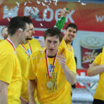 21.5.2015 Płock. Piłkarze ręczni Vive Tauronu Kielce po raz dwunasty w historii zdobyli tytuł mistrzów Polski. / Wojciech Habdas / Radio Kielce