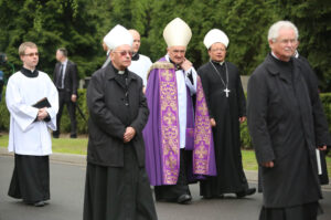 Uroczystości pogrzebowe Władysława Bartoszewskiego (4 maja 2015 r.) / Wojciech Habdas / Radio Kielce