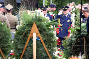 Uroczystości pogrzebowe Władysława Bartoszewskiego (4 maja 2015 r.) / Wojciech Habdas / Radio Kielce