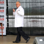 24.5.2015 Tokarnia. Koncert "Jawor – u źródeł kultury" w Tokarni. Pokaz mody retro "Z szafy prababci". / Wojciech Habdas / Radio Kielce