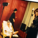 6.5.2015 Kielce. Trwają przygotowania do wystawy Natalia LL – fotografia / instalacja / obiekt / video w BWA. / Wojciech Habdas / Radio Kielce