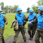 28.5.2015 Kielce. Międzynarodowy Kurs Obserwatorów Wojskowych w jednostce na Bukówce. / Wojciech Habdas / Radio Kielce