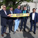 28.05.2015 Kielce. Rynek. Pożegnanie zawodników Vive Tauron Kielce przed Final Four Ligi Mistrzów / Stanisław Blinstrub / Radio Kielce