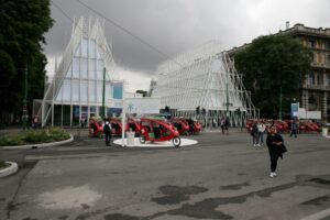 Muzyczne Podróże Przez Świat - Mediolan - Expo Gate / Stanisław Blinstrub / Radio Kielce