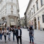 Muzyczne Podróże Przez Świat - Mediolan - Via Dante / Stanisław Blinstrub / Radio Kielce