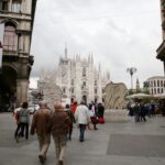 Muzyczne Podróże Przez Świat - Mediolan - widok na Duomo / Stanisław Blinstrub / Radio Kielce