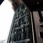 Muzyczne Podróże Przez Świat - Mediolan - wnętrze Duomo / Stanisław Blinstrub / Radio Kielce