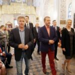 09.05.2015 Suchedniów. Odsłonięcie tablicy poświęconej ks. prałatowi Józefowi Wójcikowi. Artur Żmijewski / Kamil Król / Radio Kielce