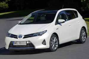 Toyota Auris Hybrid / Robert Felczak / Radio Kielce / archiwum