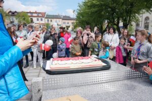 02.05.2015 Święto Flagi w Ostrowcu Świętokrzyskim / Teresa Czajkowska / Radio Kielce