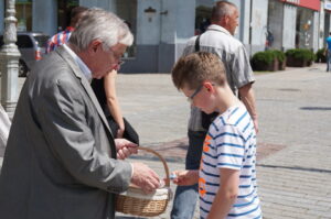 Konferencja PiS na placu Artystów w Kielcach / Kamil Król / Radio Kielce