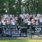 Pierwszy mecz barażowy o awans do II ligi: Radomiak Radom - Wisła Sandomierz. Kibice gości / Kamil Król / Radio Kielce