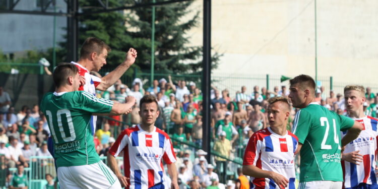 13.06.2015. Pierwszy barażowy mecz o awans do II ligi Radomiak Radom - Wisła Sandomierz / Kamil Król / Radio Kielce