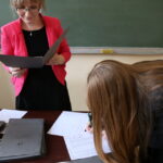 30.06.2015. Rozdanie świadectw maturalnych w II LO w Kielcach / Kamil Król / Radio Kielce