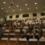 10.06.2015. Wykład prof. Jana Miodka "Język polski po 1989 roku" na UJK w Kielcach / Kamil Król / Radio Kielce