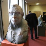 10.06.2015. "Adam Myjak Rzeźba" - wystawa w bibliotece uniwersyteckiej UJK / Kamil Król / Radio Kielce