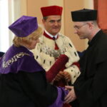 Uroczystość nadania tytułu Doktora Honoris Causa prof. Andrzejowi Markowskiemu przez Senat UJK w Kielcach. Podczas uroczystości wręczono również nominacje doktorskie / Kamil Król / Radio Kielce
