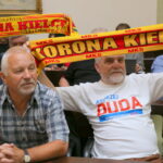 Nadzwyczajna sesja Rady Miasta Kielce. Wzięli w niej udział również kibice Korony / Kamil Król / Radio Kielce