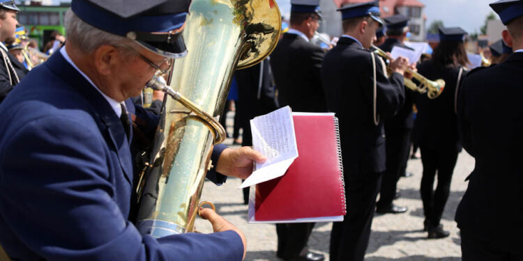 21.6.2015 Daleszyce. 9. Powiatowy Przegląd Orkiestr Dętych / Wojciech Habdas / Radio Kielce