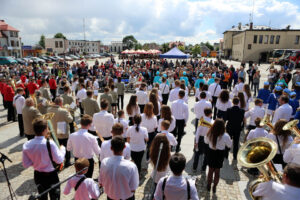 21.6.2015 Daleszyce. 9. Powiatowy Przegląd Orkiestr Dętych / Wojciech Habdas / Radio Kielce