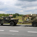 25.6.2015 Miedziana Góra. Kolumna amerykańskiej armii w świętokrzyskiem / Wojciech Habdas / Radio Kielce