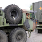 25.6.2015 Miedziana Góra. Kolumna amerykańskiej armii w świętokrzyskiem / Wojciech Habdas / Radio Kielce