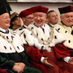 3.6.2015 Kielce. Jubileusz 50-lecia Politechniki Świętokrzyskiej. Uroczyste posiedzenie senatu uczelni połączone z przekazaniem przez władze Kielc nowego sztandaru Politechniki Świętokrzyskiej / Wojciech Habdas / Radio Kielce