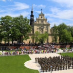 3.6.2015 Kielce. Uroczysta przysięga elewów przed Pałacem Biskupim / Wojciech Habdas / Radio Kielce