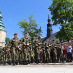 3.6.2015 Kielce. Uroczysta przysięga elewów przed Pałacem Biskupim / Wojciech Habdas / Radio Kielce