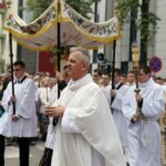 04.06.2015 Kielce. Procesja Bożego Ciała przeszła ulicami Kielc. / Stanisław Blinstrub / Radio Kielce