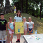 7.7.2015 Krasocin. WorkCamp wolontariuszy z różnych państw świata, którzy prowadzą zajęcia z uczniami SP z Krasocina. / Monika Dąbrowska / mat. organizatora