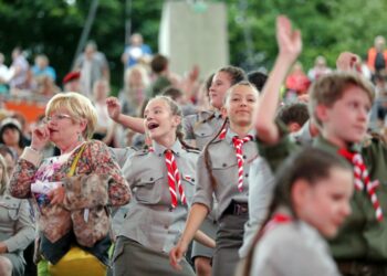 12.07.2015 Festiwal Harcerski. Koncert Gospodarze Gościom / Stanisław Blinstrub / Radio Kielce