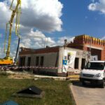 31.07.2015. Zawalony budynek myjni w Jędrzejowie / Ewa Pociejowska-Gawęda / Radio Kielce