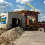 31.07.2015. Zawalony budynek myjni w Jędrzejowie / Ewa Pociejowska-Gawęda / Radio Kielce