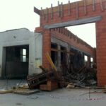 31.07.2015. Zawalony budynek myjni w Jędrzejowie / Ewa Pociejowska-Gawęda / Radio Kielce