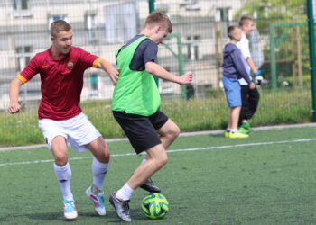 15.07.2015. Wakacje z Futbolem 2015. Mecz KSM Banda - Zlepka Team / Kamil Król / Radio Kielce