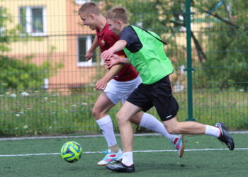 15.07.2015. Wakacje z Futbolem 2015. Mecz Słabiaki FC - JGSM Patriotic / Kamil Król / Radio Kielce