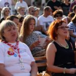 19.07.2015 Festiwal Harcerski. Koncert międzypokoleniowy na Rynku. / Stanisław Blinstrub / Radio Kielce