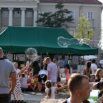 19.07.2015 Festiwal Harcerski. Koncert międzypokoleniowy na Rynku. / Stanisław Blinstrub / Radio Kielce