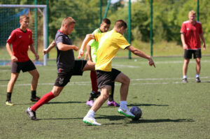 22.7.2015 Kielce. Wakacje z futbolem. Mecz Szybcy i wściekli - Hebany / Wojciech Habdas / Radio Kielce