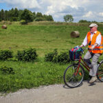 29.7.2015 Lidzbark Warmiński. Z lokalną grupą rowerzystów wybraliśmy się na wycieczkę fragmentem szlaku Green Velo prowadzącym do Stoczka Klasztornego. / Wojciech Habdas / Radio Kielce