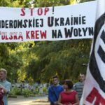 11.7.2015 Kielce. Marsz upamiętniający 72. rocznicę zbrodni wołyńskiej. / Włodzimierz Batóg / Radio Kielce