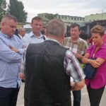 27.07.2015 Kielce. Radni spotkali się z kupcami z targowiska przy Mielczarskiego / Robert Szumielewicz / Radio Kielce