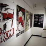 30.07.2015 Kielce. Muzeum Dialogu Kultur. Wystawa plakatów ostatnich stu lat w państwach Grupy Wyszehradzkiej / Stanisław Blinstrub / Radio Kielce