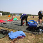 32. Międzynarodowe Świętokrzyskie Zawody Spadochronowe (15 sierpnia 2015) / Piotr Michalski / Radio Kielce