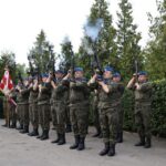 Uroczystości patriotyczne na Skwerze Szarych Szeregów (1 sierpnia 2015 r.) / Piotr Michalski / Radio Kielce