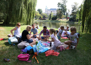 Śniadanie na trawie (23 sierpnia 2015 r.) / Piotr Michalski / Radio Kielce